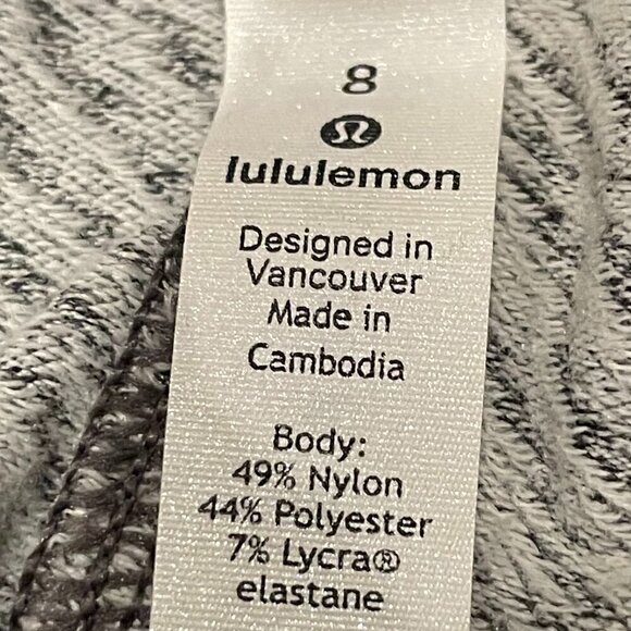 LULULEMON ATHLETICA Women's Longsleeve Top Grey/White Colors Size 8 NWOT - Picture 6 of 7